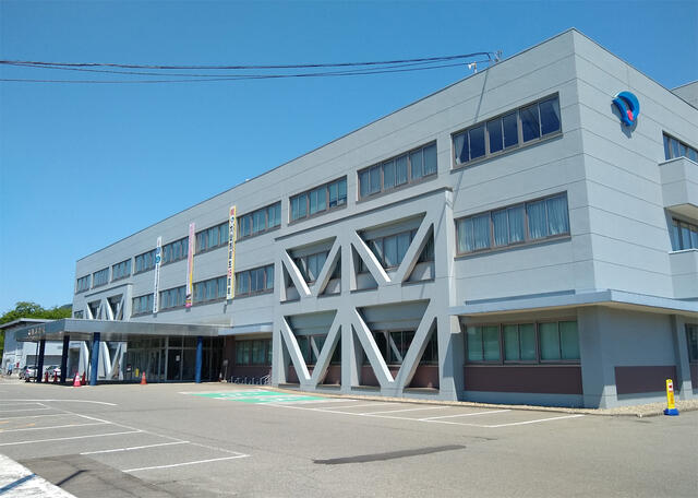 大仙市役所本庁 (300m)