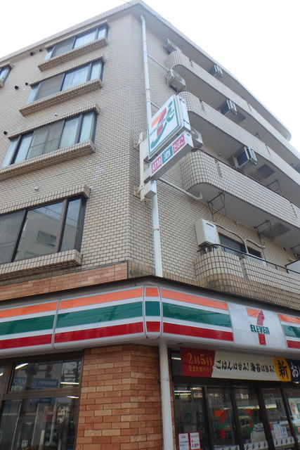 セブンイレブン北区王子本町1丁目店 (34m)