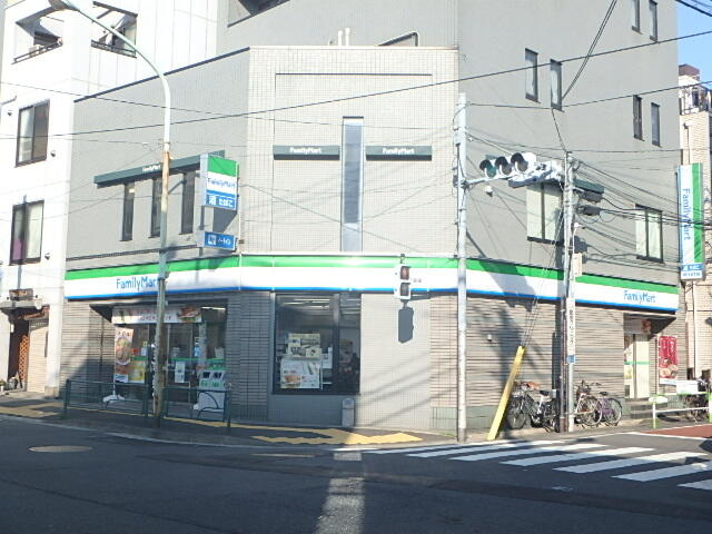 ファミリーマート田端一丁目店 (98m)