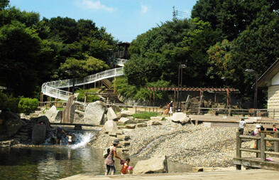 清水坂公園 (808m)