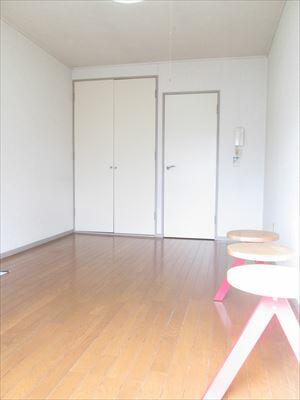 リビング以外の居室／※前回引き渡し前のお写真です。