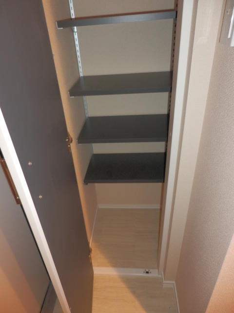 玄関／大きな靴箱