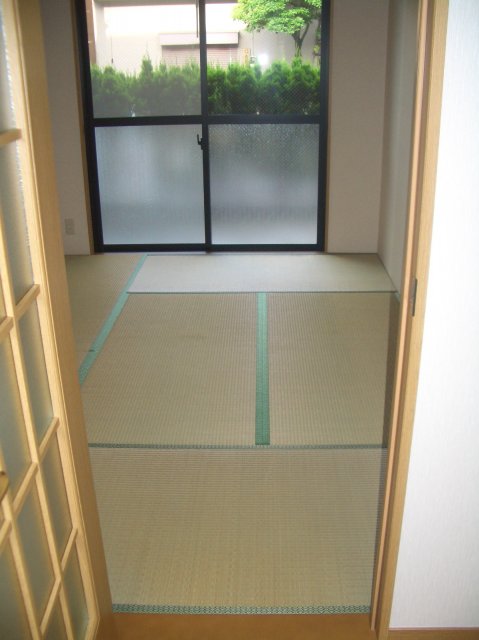 和室ですぐにノビノビ！
