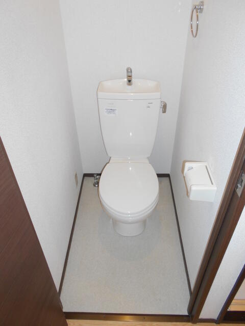 トイレ／トイレ