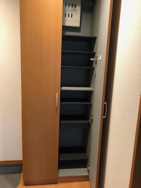収納／トールタイプのシューズボックス