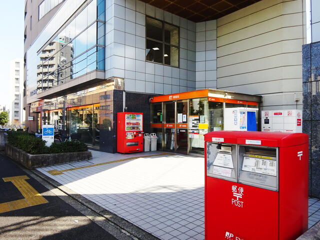落合郵便局 (360m)