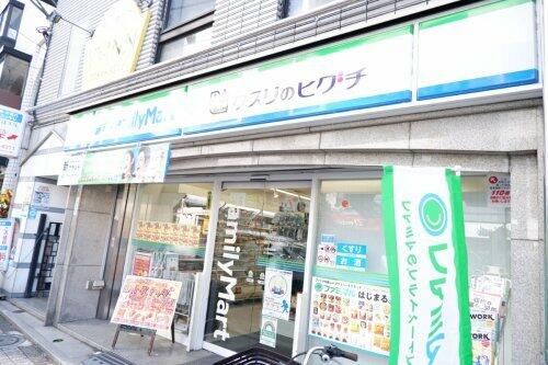 ファミリーマート 薬ヒグチ中野新橋駅前店 (136m)