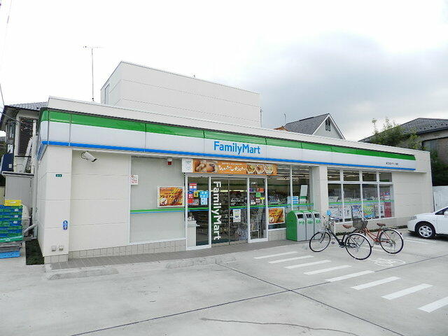 ファミリーマート狛江市民グランド前店 (513m)