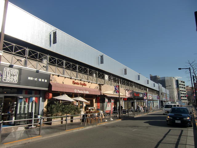 ブロードスクエア仙川 (526m)