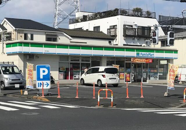 ファミリーマート南花畑店 (431m)