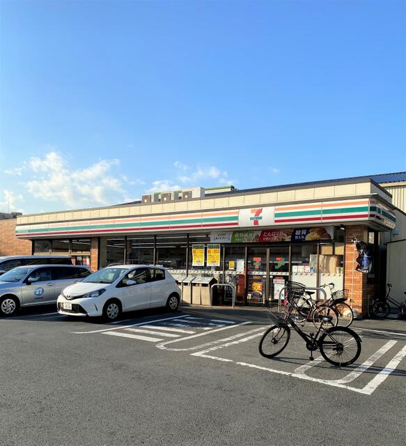 セブンイレブン江東北砂７丁目店 (295m)
