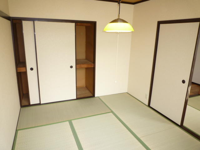和室６帖の押し入れ