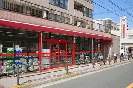 コモディイイダ氷川台店 (232m)