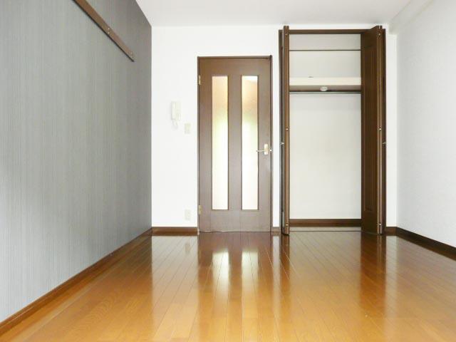 別号室の写真の為、参考写真となります