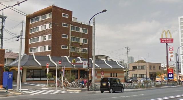 マクドナルド環七豊玉店 (267m)