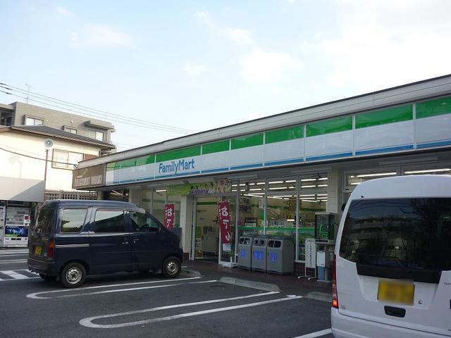 ファミリーマート東伏見四丁目店 (300m)