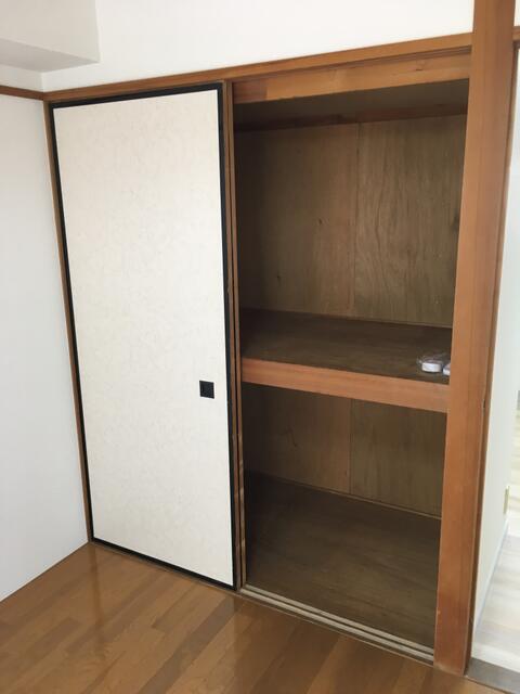 収納／写真は別のお部屋のものです。