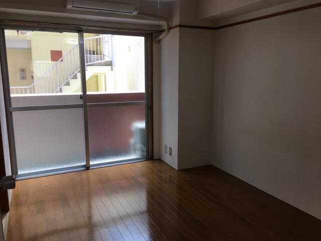 リビング／写真は別のお部屋のものです。