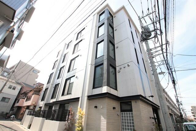現地（外観）／★コンクリート打ちっぱなしのお洒落なマンション★