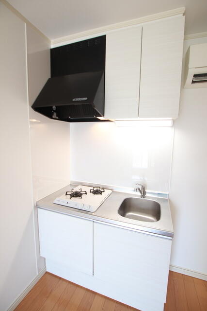 キッチン／※クリーニング前のお部屋です。
