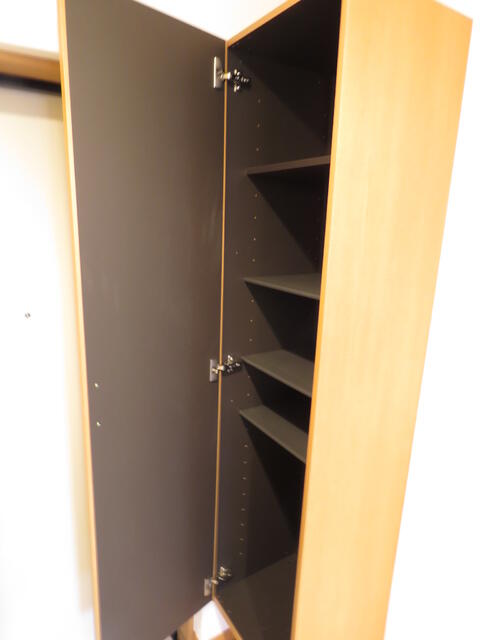 玄関／★高さのあるシューズBOXです★