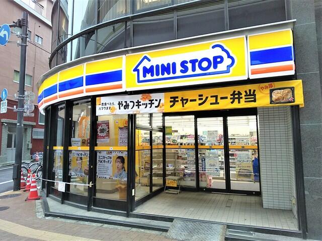 ミニストップ板橋中丸店 (300m)