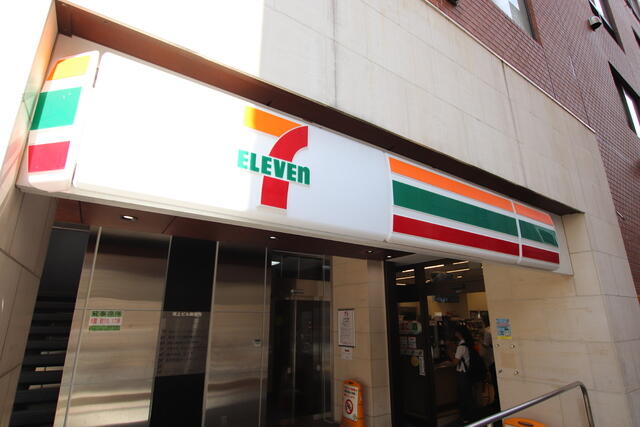 セブンイレブン早稲田店 (160m)