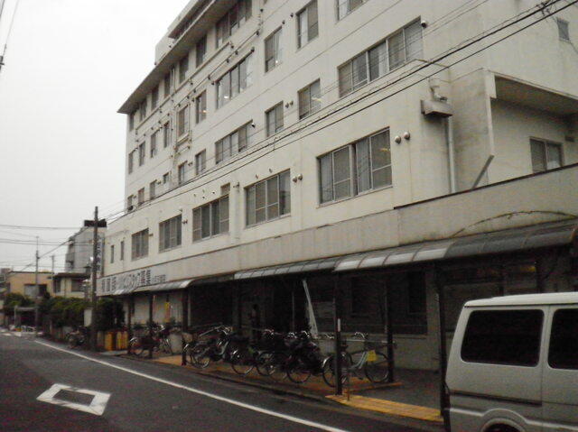 小豆沢病院 (450m)