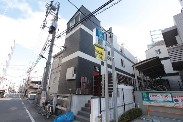 現地（外観）
