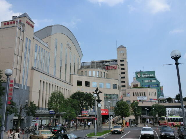 西友成増店 (1,300m)