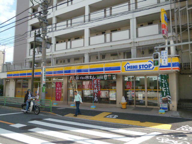 ミニストップ 杉並和田店 (460m)