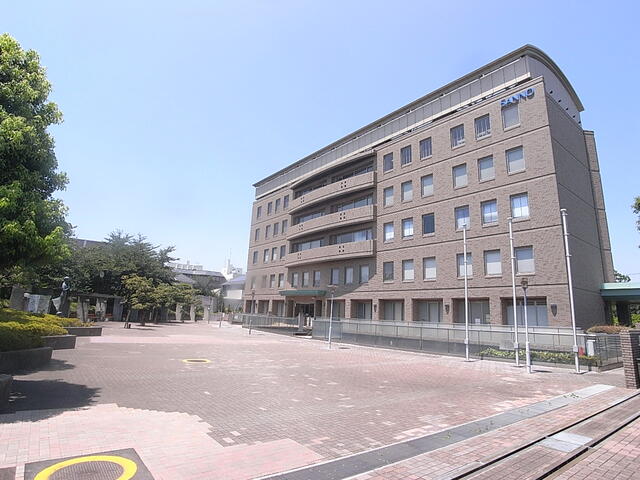 私立自由が丘産能短期大学 (1,395m)