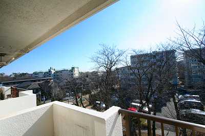 住戸からの眺望／南側はとても眺めがよいです