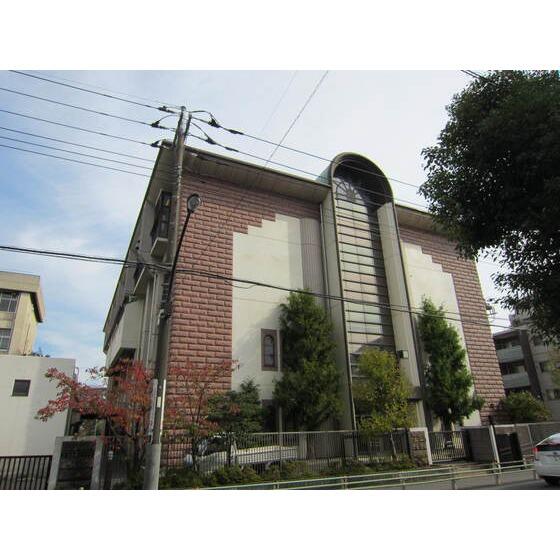 大田区立大森第七中学校 (204m)