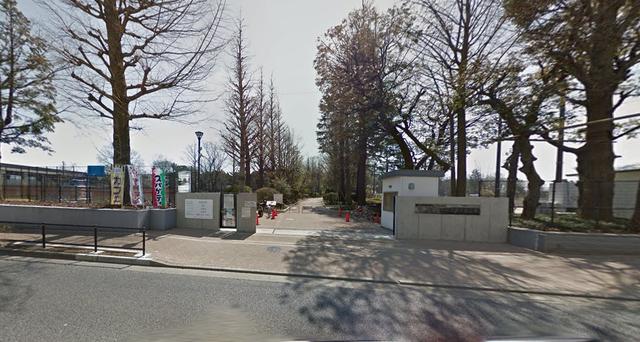 石神井松の風文化公園 (600m)