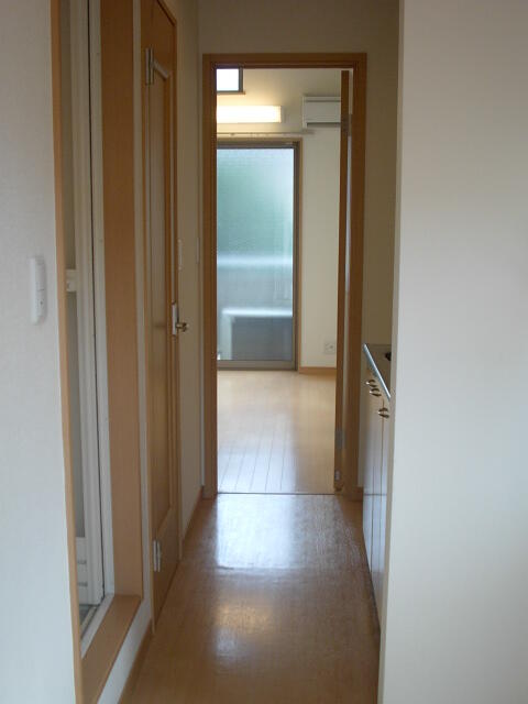 写真は反転タイプの別部屋です。