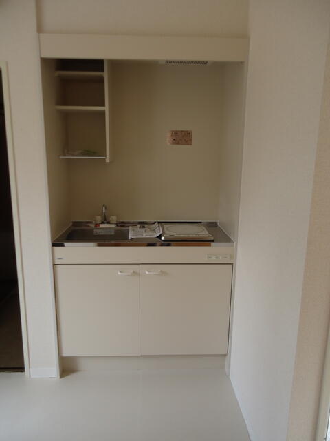 キッチン／ＩＨの台所です。／撮影日2022-05-14