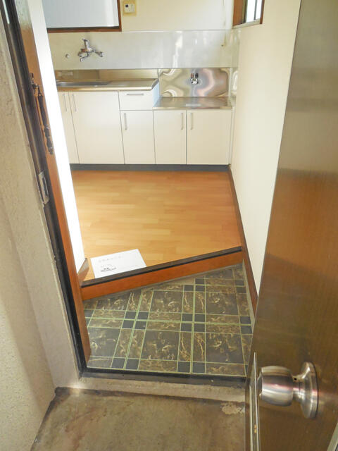 玄関／居室方向が見えにくい間取です