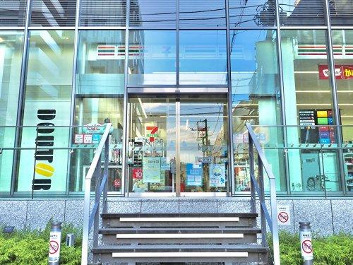 セブンイレブンエイベックスビル店 (439m)