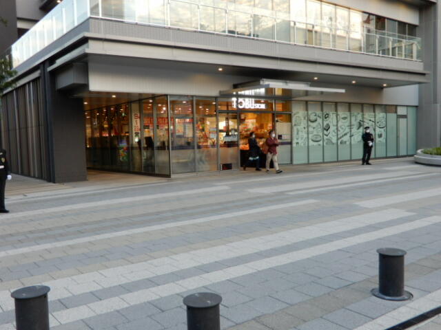 東武ストア北千住店 (531m)