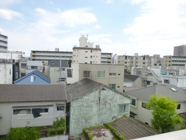 住戸からの眺望／バルコニーからの眺望／撮影日2022-04-17