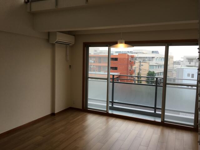 リビング／※他の部屋の写真です。