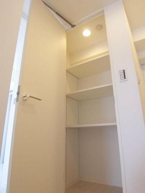 同マンション別部屋