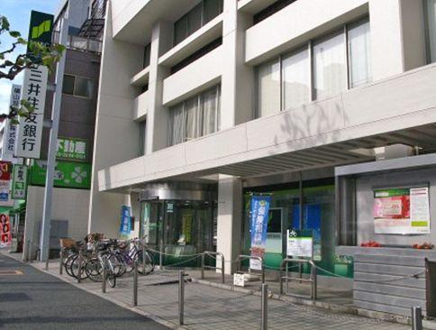 三井住友銀行中野坂上支店 (139m)