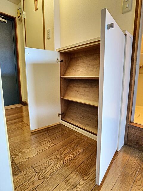 収納／シューズＢＯＸ