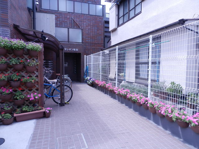 共用部エントランス／★美しいマンションアプローチ