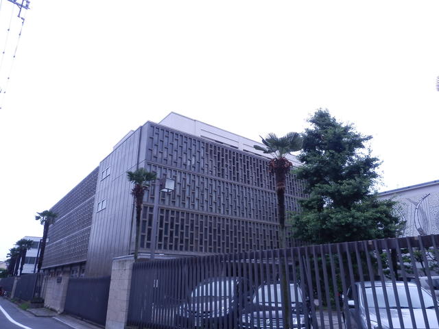 武蔵野音楽大学江古田キャンパス (680m)