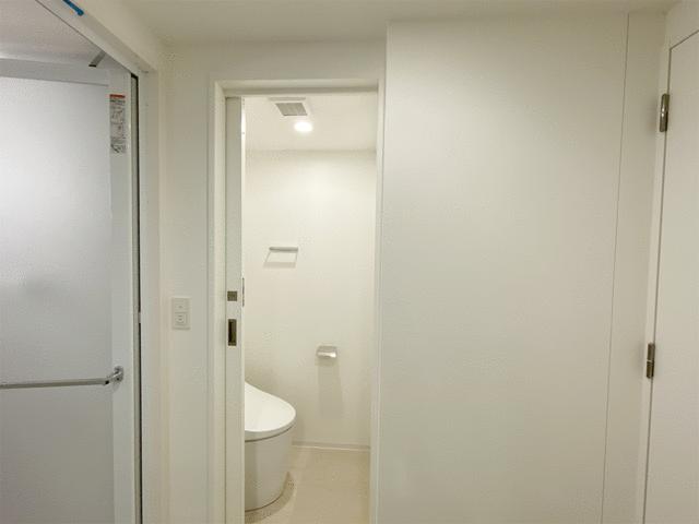 トイレ／トイレはセパレートタイプですね。