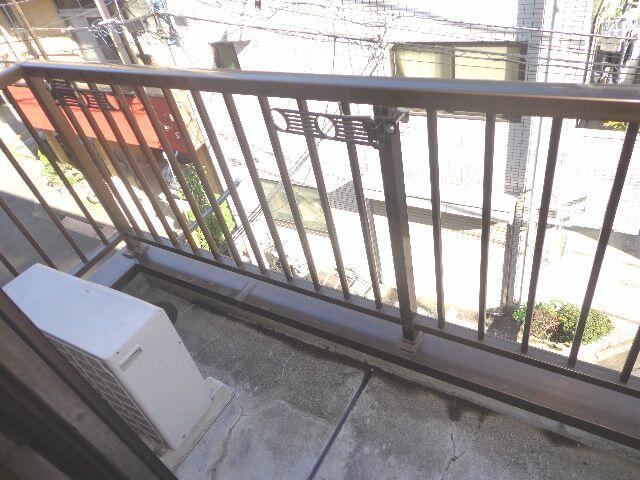 バルコニー／同タイプ他室の写真です。