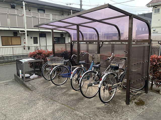 屋根付駐輪場